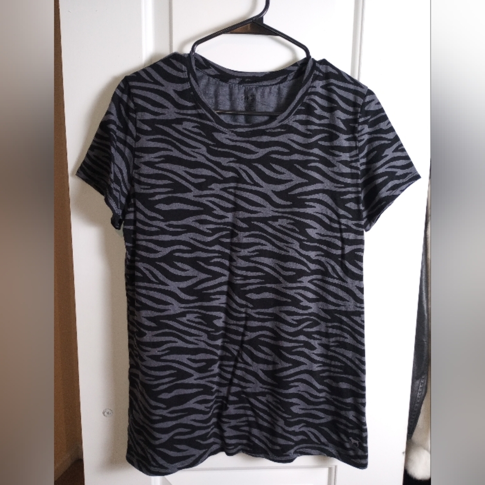 PINK Victoria's Secret Black and Gray Zebra Print Tee